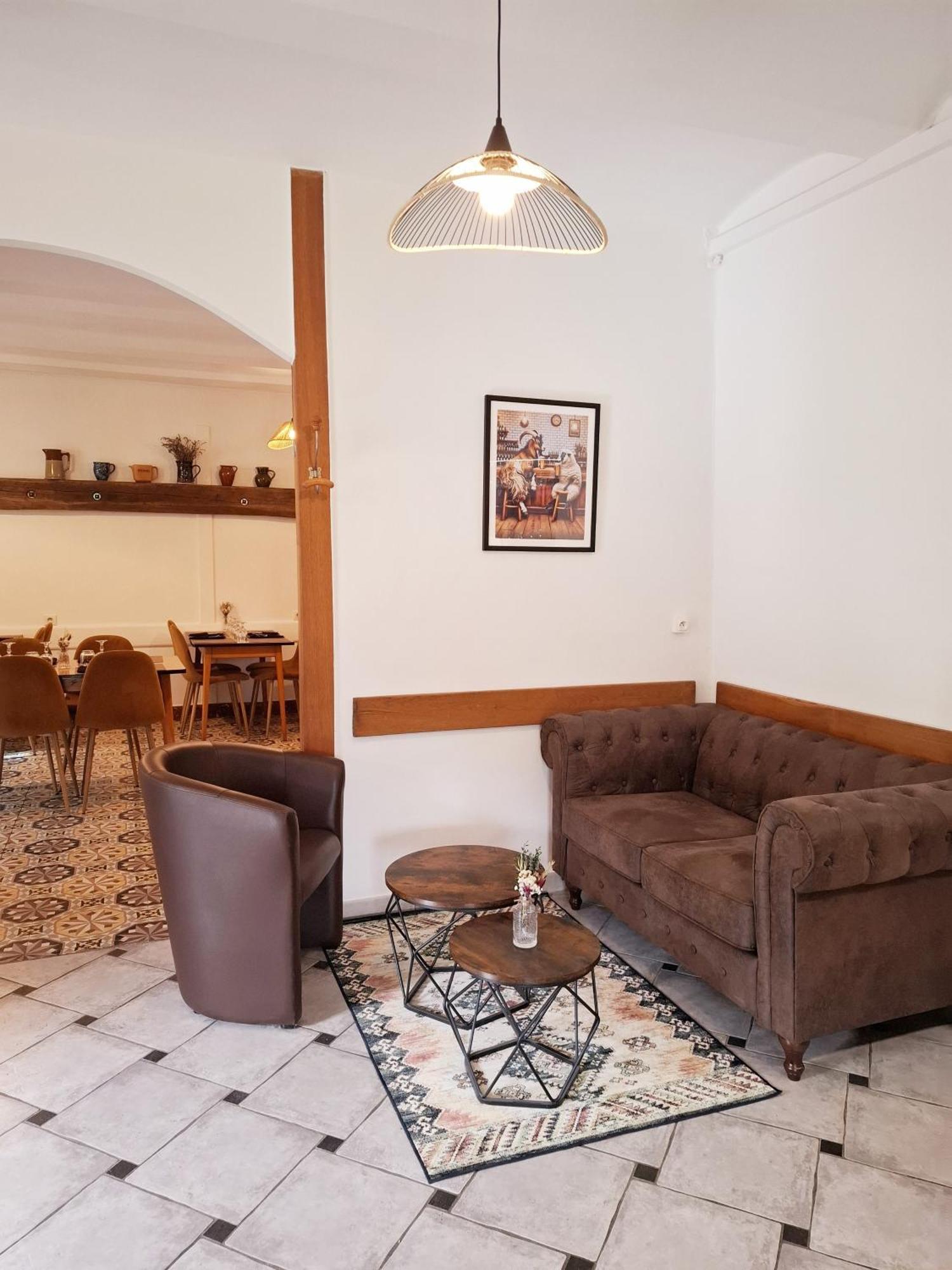 Auberge Arthea Laviolle Exterior foto